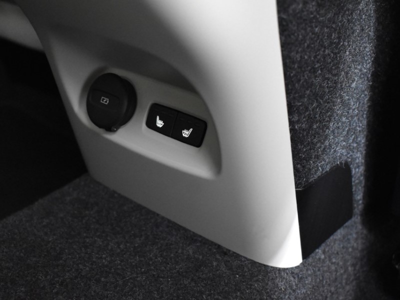 2024 (74) VOLVO XC40 2.0 B3P Ultra Bright 5dr Auto 4688131