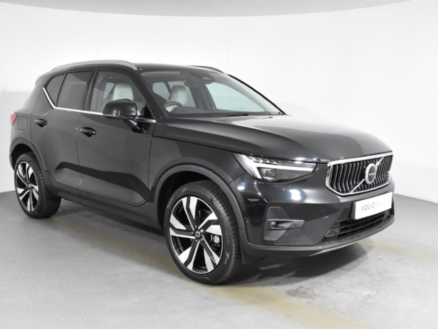 2024 (74) VOLVO XC40 2.0 B3P Ultra Bright 5dr Auto