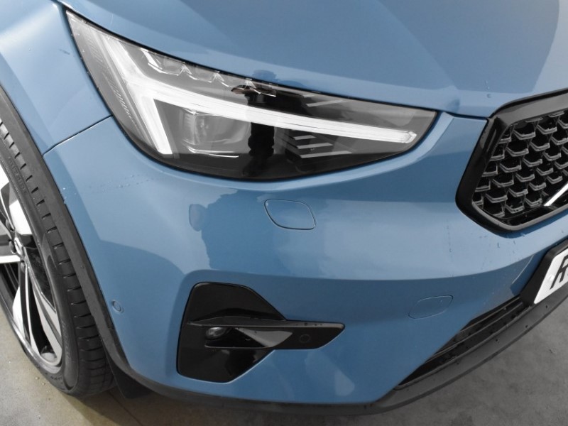 2024 (24) VOLVO XC40 2.0 B3P Ultimate Dark 5dr Auto 4690292