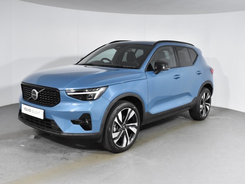 2024 (24) VOLVO XC40 2.0 B3P Ultimate Dark 5dr Auto 4690198