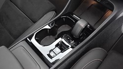 2024 (24) VOLVO XC40 2.0 B3P Ultimate Dark 5dr Auto 4690279