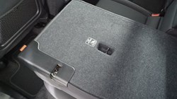 2024 (24) VOLVO XC40 2.0 B3P Ultimate Dark 5dr Auto 4690260