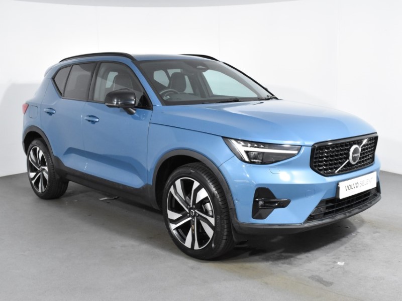 2024 (24) VOLVO XC40 2.0 B3P Ultimate Dark 5dr Auto
