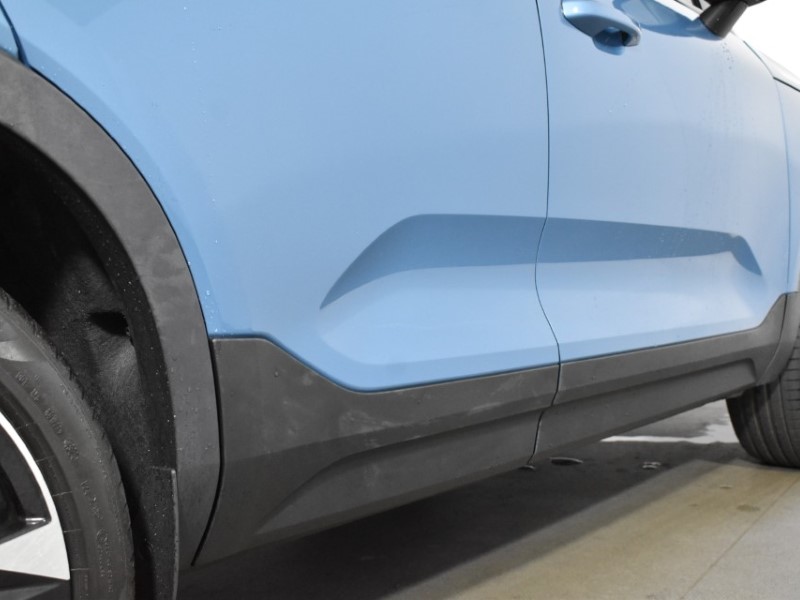 2024 (24) VOLVO XC40 2.0 B3P Ultimate Dark 5dr Auto 4690291