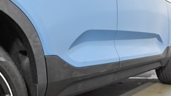 2024 (24) VOLVO XC40 2.0 B3P Ultimate Dark 5dr Auto 4690291