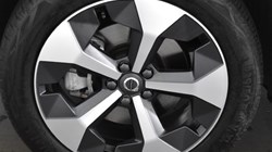 2024 (24) VOLVO XC40 2.0 B3P Plus Dark 5dr Auto 4715517