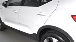 2024 (24) VOLVO XC40 2.0 B3P Plus Dark 5dr Auto 4715527