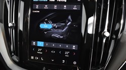 2025 (25) VOLVO XC60 2.0 B5P Plus Dark 5dr AWD Geartronic 4737246