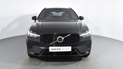 2025 (25) VOLVO XC60 2.0 B5P Plus Dark 5dr AWD Geartronic 4737220