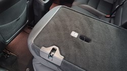 2025 (25) VOLVO XC60 2.0 B5P Plus Dark 5dr AWD Geartronic 4737234