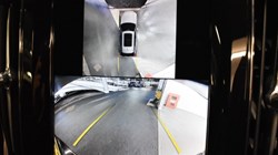 2025 (25) VOLVO XC60 2.0 B5P Plus Dark 5dr AWD Geartronic 4737239