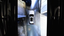 2025 (25) VOLVO XC60 2.0 B5P Plus Dark 5dr AWD Geartronic 4737240