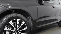 2025 (25) VOLVO XC60 2.0 B5P Plus Dark 5dr AWD Geartronic 4737275