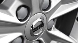 2025 (25) VOLVO XC40 2.0 B3P Core 5dr Auto 4725766