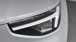 2025 (25) VOLVO XC40 2.0 B3P Core 5dr Auto 4725767