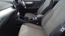 2025 (25) VOLVO XC40 2.0 B3P Core 5dr Auto 4725733