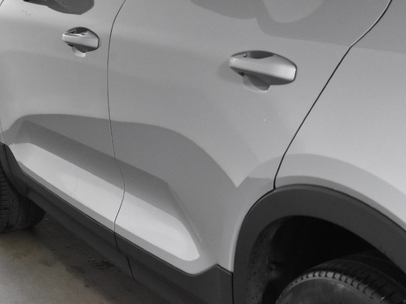 2025 (25) VOLVO XC40 2.0 B3P Core 5dr Auto 4725757