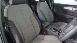 2025 (25) VOLVO XC40 2.0 B3P Core 5dr Auto 4725728