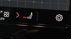 2025 (25) VOLVO XC40 2.0 B3P Core 5dr Auto 4725749