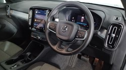 2025 (25) VOLVO XC40 2.0 B3P Core 5dr Auto 4725726