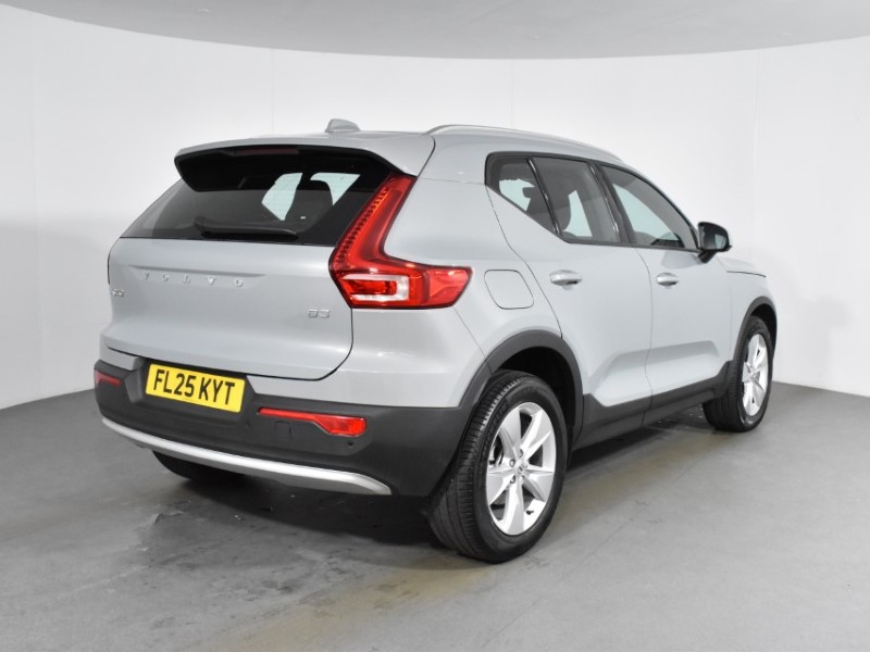 2025 (25) VOLVO XC40 2.0 B3P Core 5dr Auto 4725719
