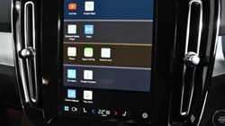 2025 (25) VOLVO XC40 2.0 B3P Core 5dr Auto 4725747