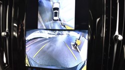 2025 (25) VOLVO XC60 2.0 B5P Plus Dark 5dr AWD Geartronic 4748774