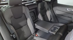 2025 (25) VOLVO XC60 2.0 B5P Plus Dark 5dr AWD Geartronic 4748762