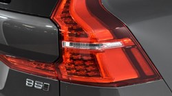 2025 (25) VOLVO XC60 2.0 B5P Plus Dark 5dr AWD Geartronic 4748800