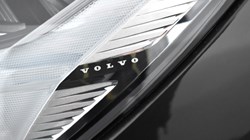 2025 (25) VOLVO XC60 2.0 B5P Plus Dark 5dr AWD Geartronic 4748798