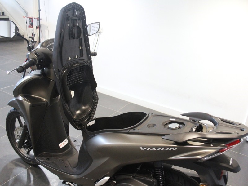  Honda Vision NSC110 5815176