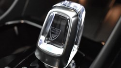 2025 (25) VOLVO XC40 2.0 B4P Ultra Dark 5dr Auto 4750798