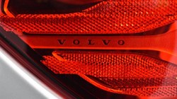 2025 (25) VOLVO XC40 2.0 B4P Ultra Dark 5dr Auto 4750808