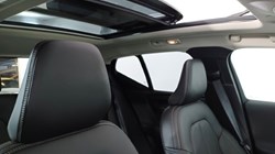 2025 (25) VOLVO XC40 2.0 B4P Ultra Dark 5dr Auto 4750767