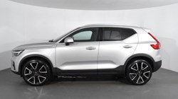 2025 (25) VOLVO XC40 2.0 B4P Ultra Dark 5dr Auto 4750761