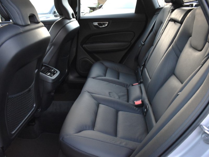 2023 (73) VOLVO XC60 2.0 B4D Plus Dark 5dr AWD Geartronic 4892249