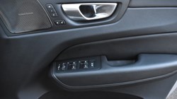 2023 (73) VOLVO XC60 2.0 B4D Plus Dark 5dr AWD Geartronic 4892232