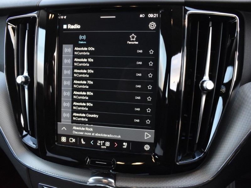 2023 (73) VOLVO XC60 2.0 B4D Plus Dark 5dr AWD Geartronic 4892225