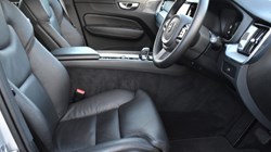 2023 (73) VOLVO XC60 2.0 B4D Plus Dark 5dr AWD Geartronic 4892238