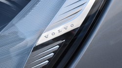 2023 (73) VOLVO XC60 2.0 B4D Plus Dark 5dr AWD Geartronic 4892255