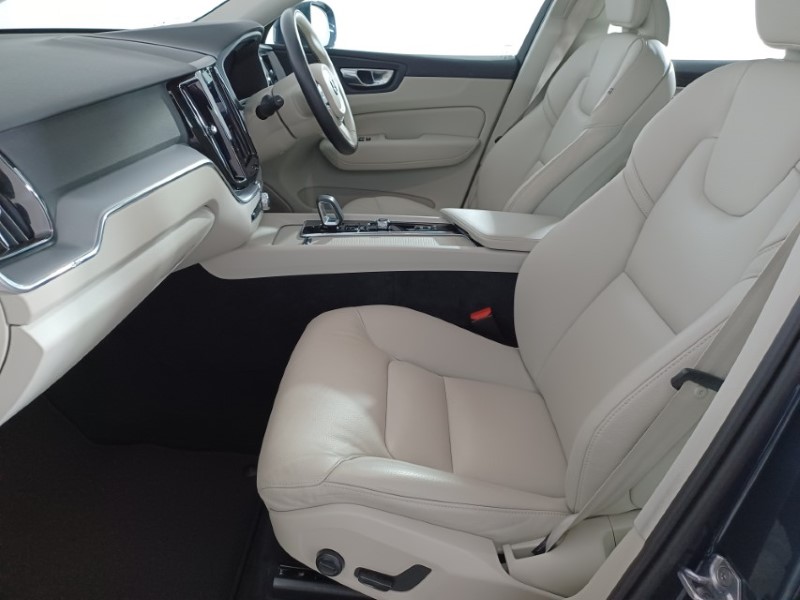 2021 (71) VOLVO XC60 2.0 T6 RC PHEV Inscription Expression 5dr AWD Auto 4757848