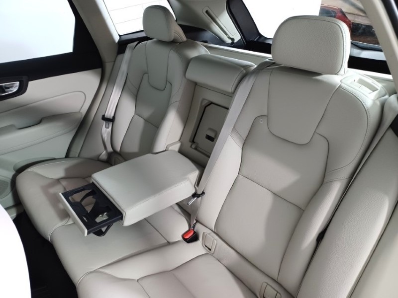 2021 (71) VOLVO XC60 2.0 T6 RC PHEV Inscription Expression 5dr AWD Auto 4757935