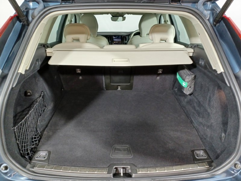 2021 (71) VOLVO XC60 2.0 T6 RC PHEV Inscription Expression 5dr AWD Auto 4757854