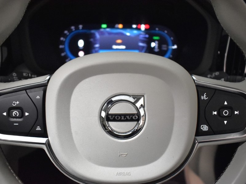 2021 (71) VOLVO XC60 2.0 T6 RC PHEV Inscription Expression 5dr AWD Auto 4757861