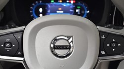 2021 (71) VOLVO XC60 2.0 T6 RC PHEV Inscription Expression 5dr AWD Auto 4757861