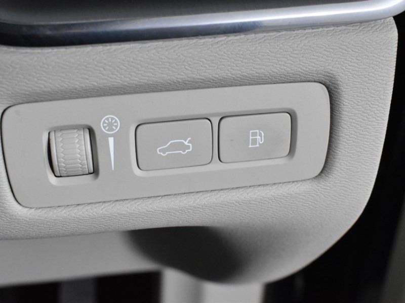 2021 (71) VOLVO XC60 2.0 T6 RC PHEV Inscription Expression 5dr AWD Auto 4757870