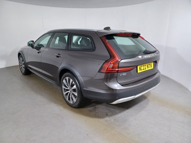 2022 (22) VOLVO V90 2.0 B5P Cross Country Plus 5dr AWD Auto 4787666