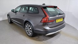 2022 (22) VOLVO V90 2.0 B5P Cross Country Plus 5dr AWD Auto 4787666