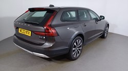 2022 (22) VOLVO V90 2.0 B5P Cross Country Plus 5dr AWD Auto 4787660