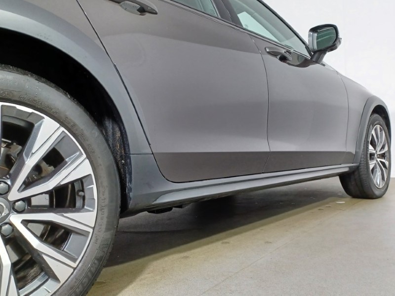 2022 (22) VOLVO V90 2.0 B5P Cross Country Plus 5dr AWD Auto 4787692